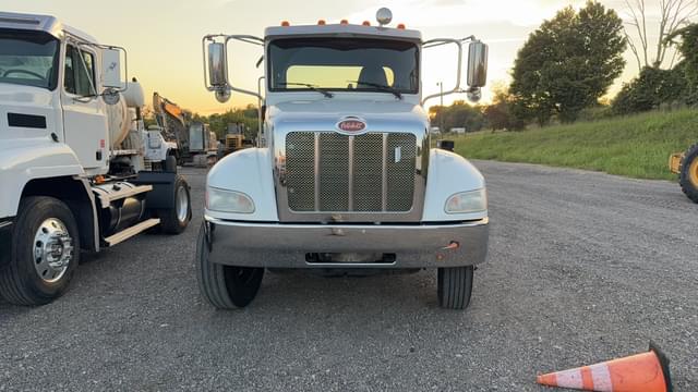 Image of Peterbilt 337 equipment image 1