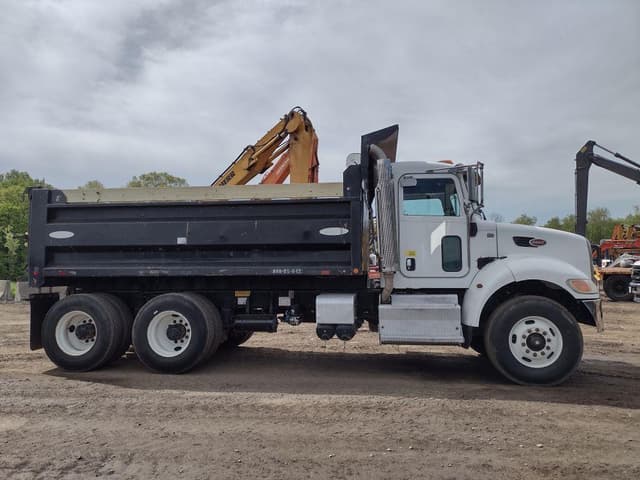 Image of Peterbilt 348 equipment image 2