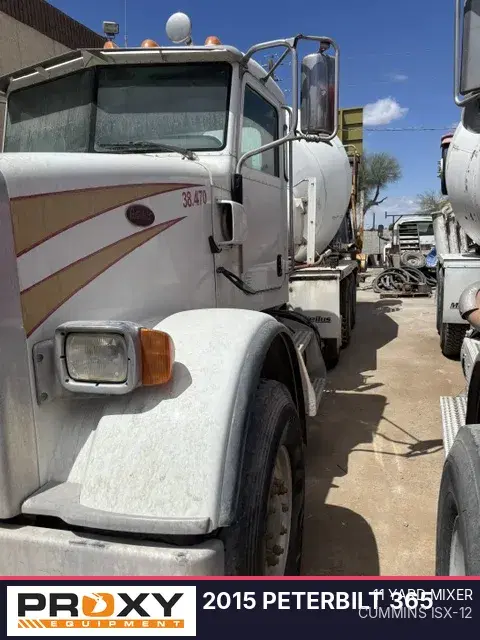 Image of Peterbilt 365 equipment image 2
