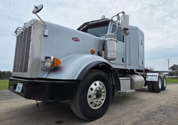 Main image Peterbilt 367
