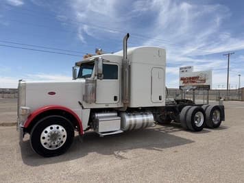 Main image Peterbilt 388