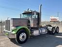 2015 Peterbilt 389 Image