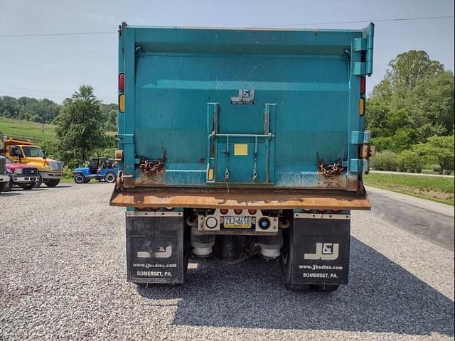 Image of Peterbilt 389 equipment image 3