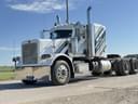 2015 Peterbilt 389 Image