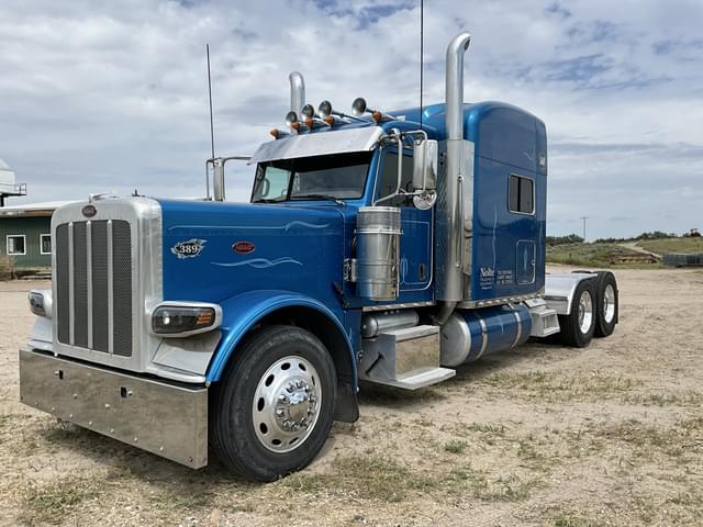 Image of Peterbilt 389 equipment image 2