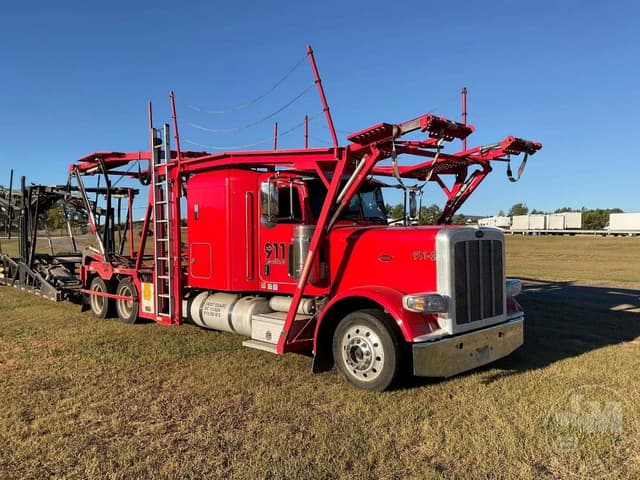 Image of Peterbilt 389 equipment image 3