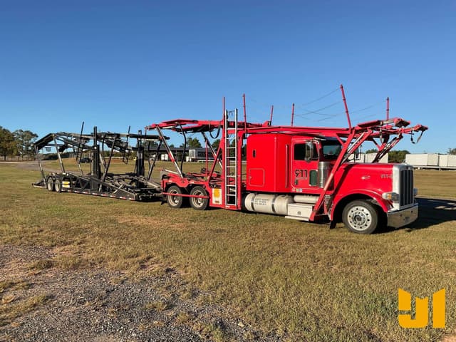 Image of Peterbilt 389 equipment image 4