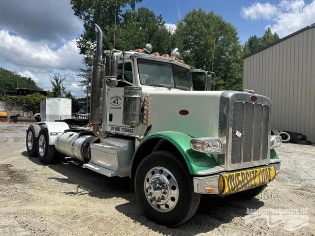 Image of Peterbilt 389 equipment image 2