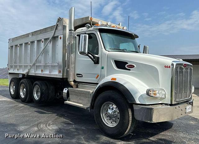 Image of Peterbilt 567 equipment image 2