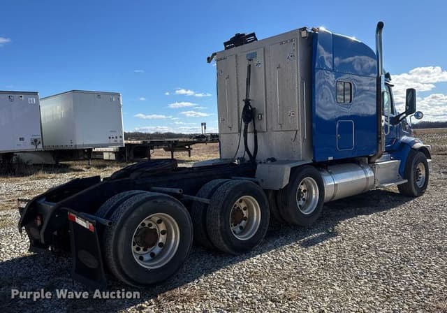 Image of Peterbilt 567 equipment image 4