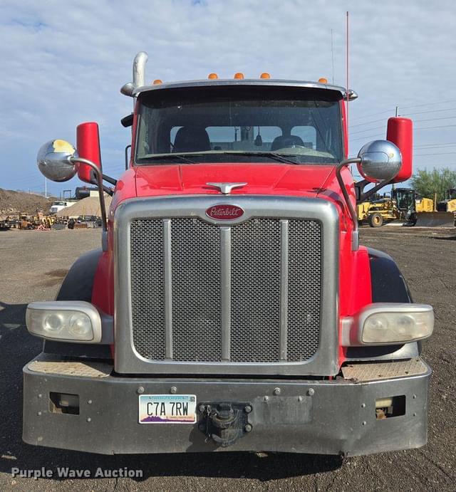 Image of Peterbilt 567 equipment image 1