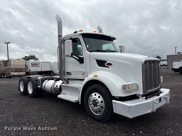 Image of Peterbilt 567 equipment image 2