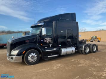 Main image Peterbilt 579