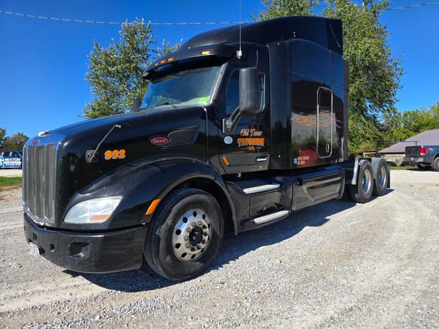 Image of Peterbilt 579 equipment image 2
