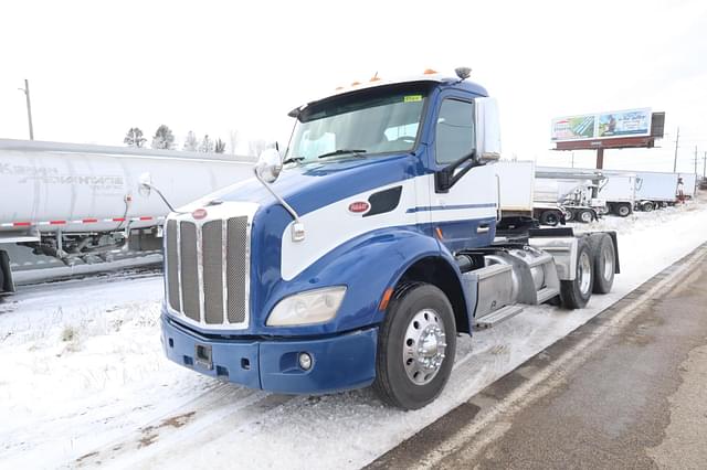 Image of Peterbilt 579 equipment image 1