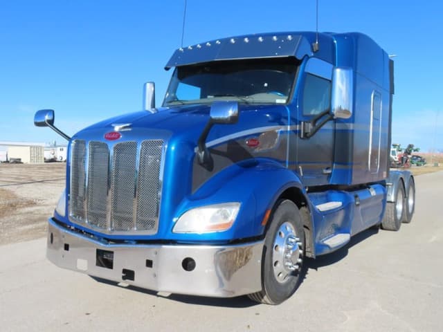 Image of Peterbilt 579 equipment image 1