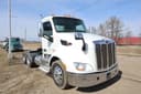2015 Peterbilt 579 Image