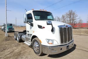 2015 Peterbilt 579 Image