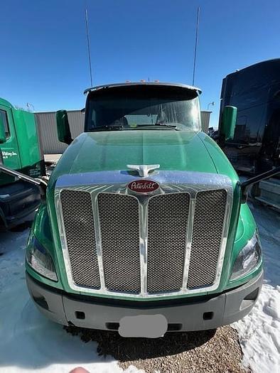 Image of Peterbilt 579 equipment image 2
