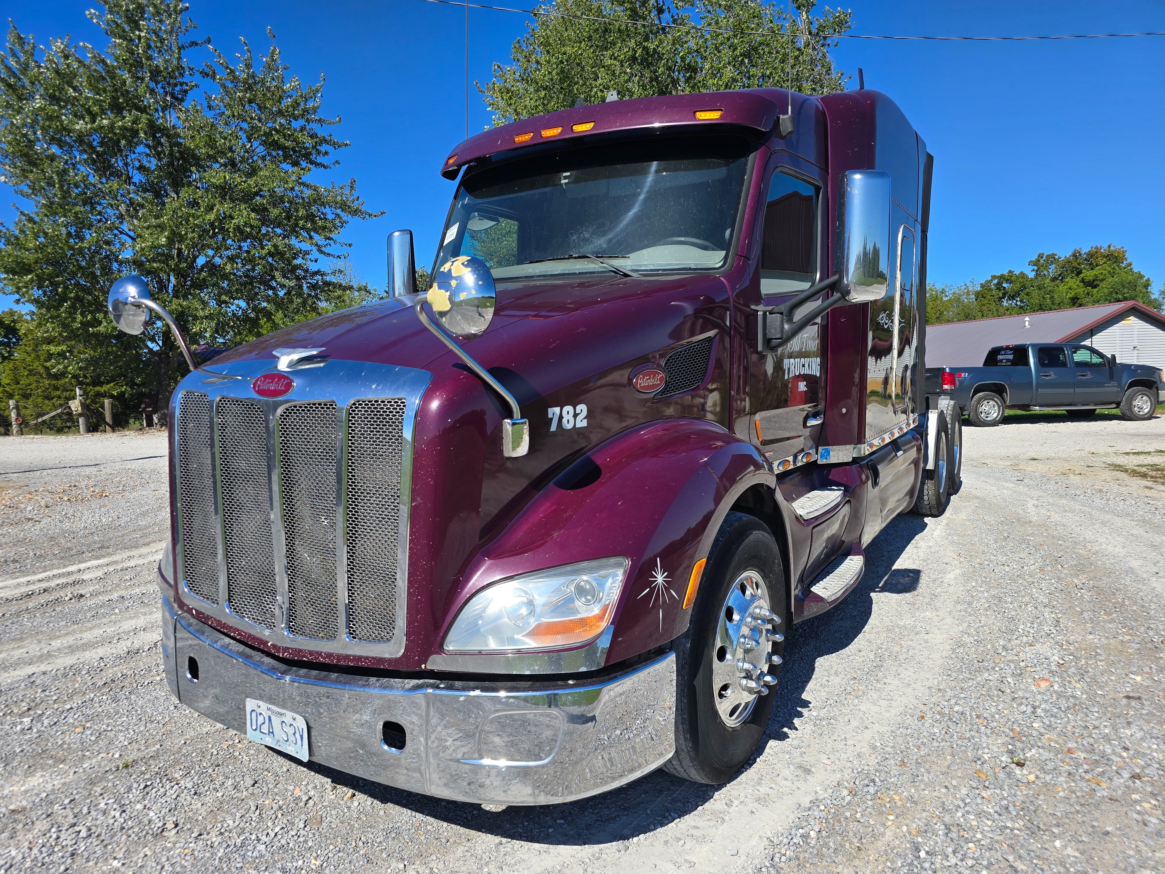 2015 Peterbilt 579 Equipment Image0