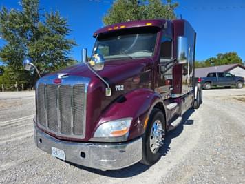 Main image Peterbilt 579