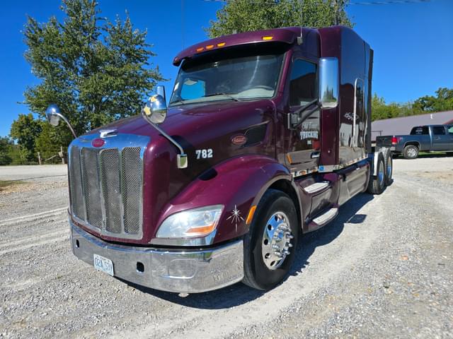 Image of Peterbilt 579 equipment image 1
