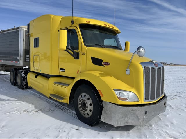 Image of Peterbilt 579 equipment image 3