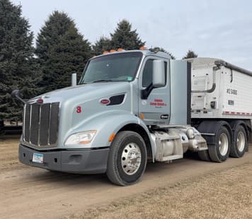 Main image Peterbilt 579