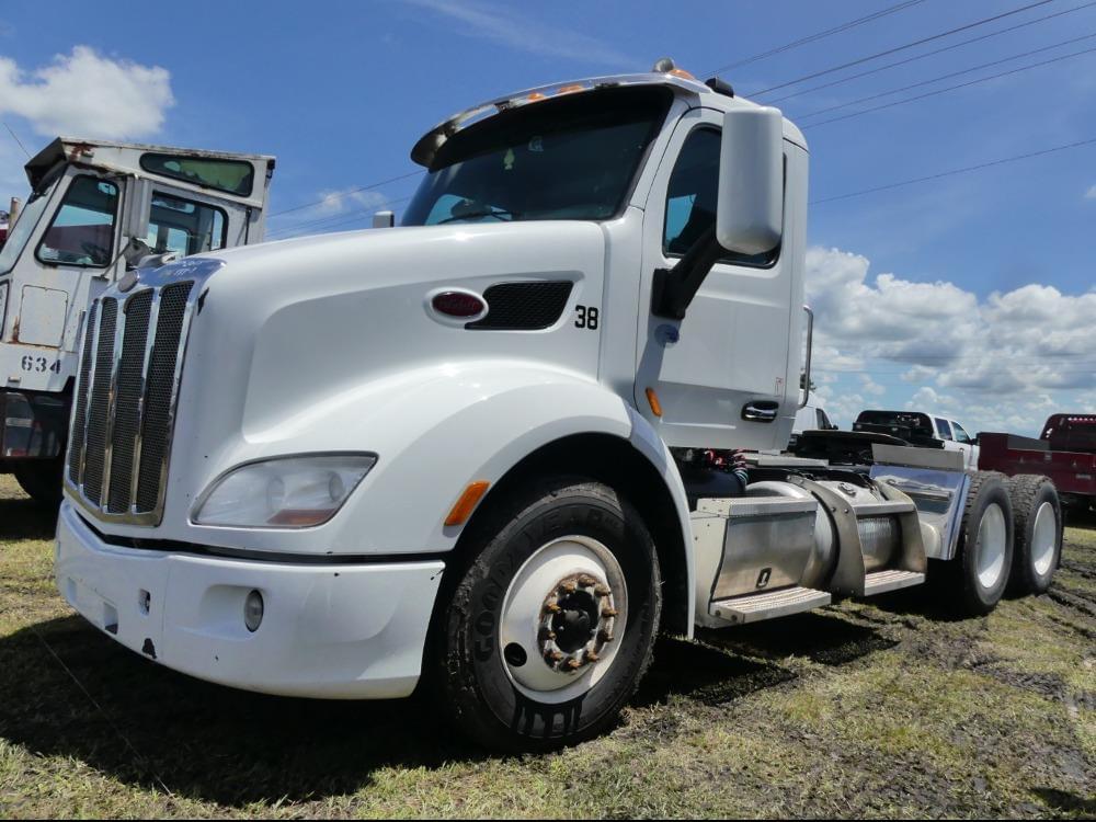 Image of Peterbilt 579 Primary image