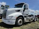 2015 Peterbilt 579 Image