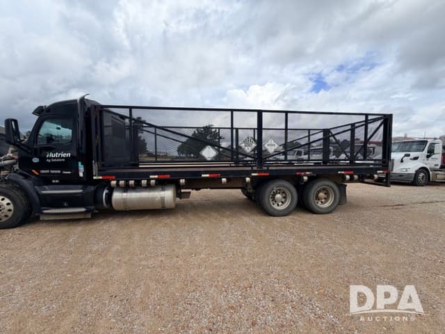Image of Peterbilt 579 equipment image 2