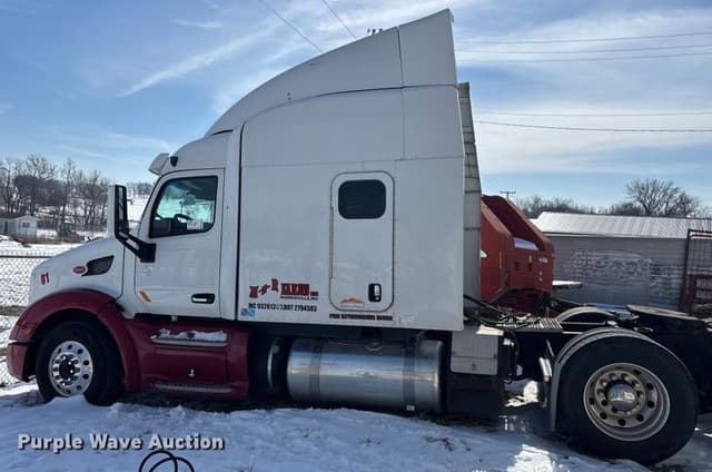Image of Peterbilt 579 equipment image 4