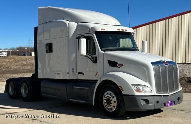 Image of Peterbilt 579 equipment image 2