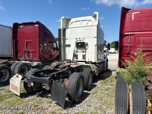 Image of Peterbilt 579 equipment image 3