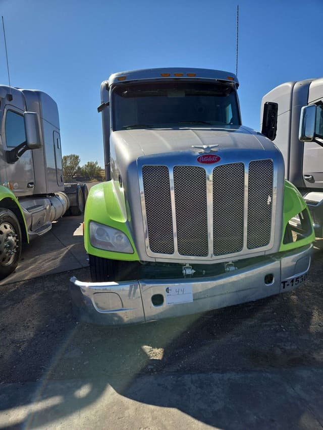 Image of Peterbilt 579 equipment image 2