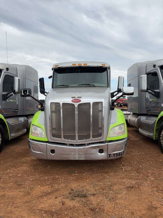 Image of Peterbilt 579 equipment image 1