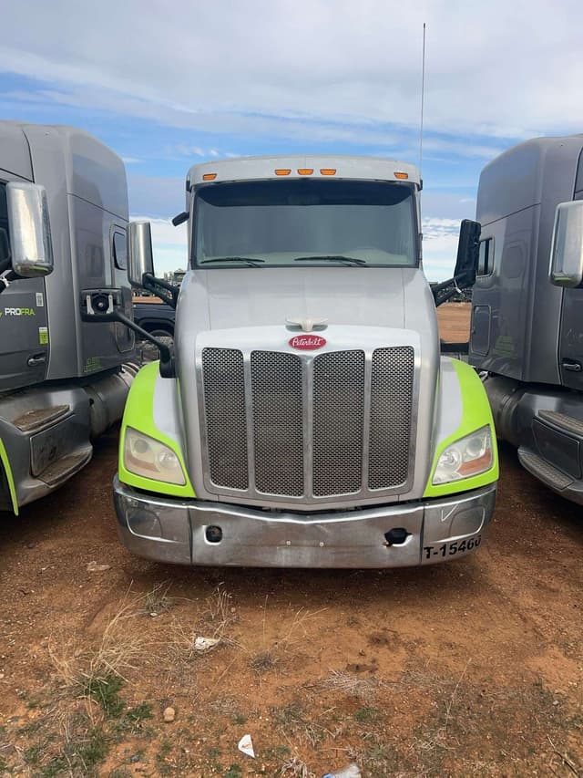 Image of Peterbilt 579 equipment image 1
