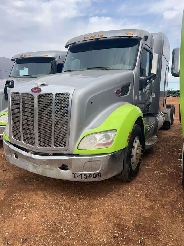 Image of Peterbilt 579 equipment image 1