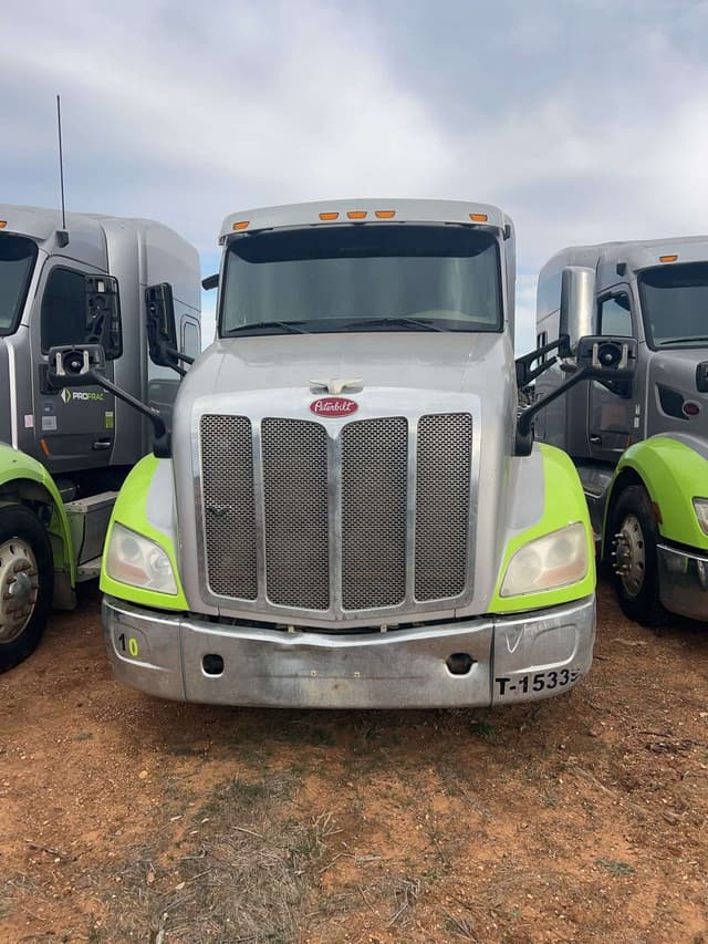 Image of Peterbilt 579 equipment image 1