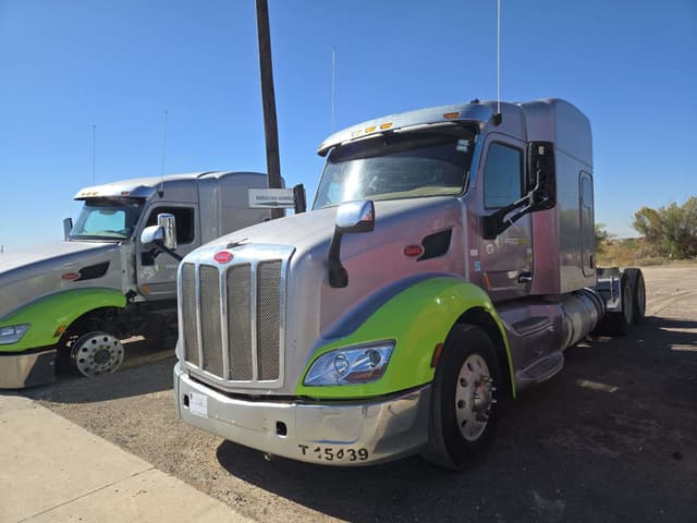 Image of Peterbilt 579 equipment image 1