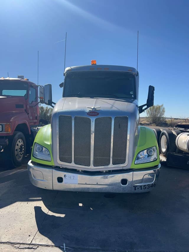 Image of Peterbilt 579 equipment image 2