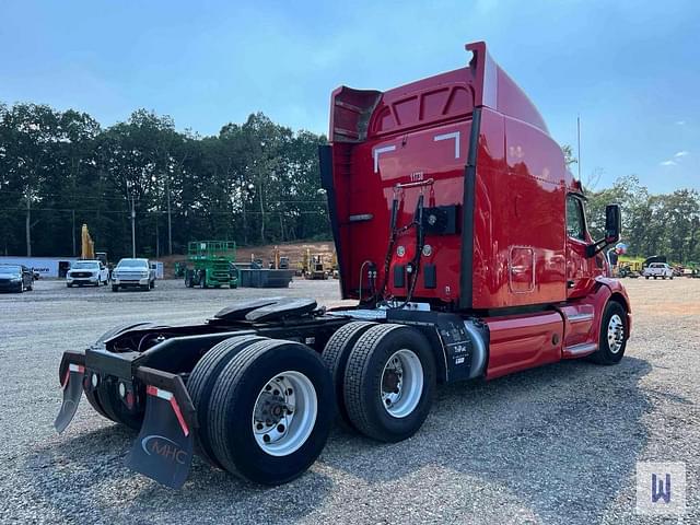 Image of Peterbilt 579 equipment image 3