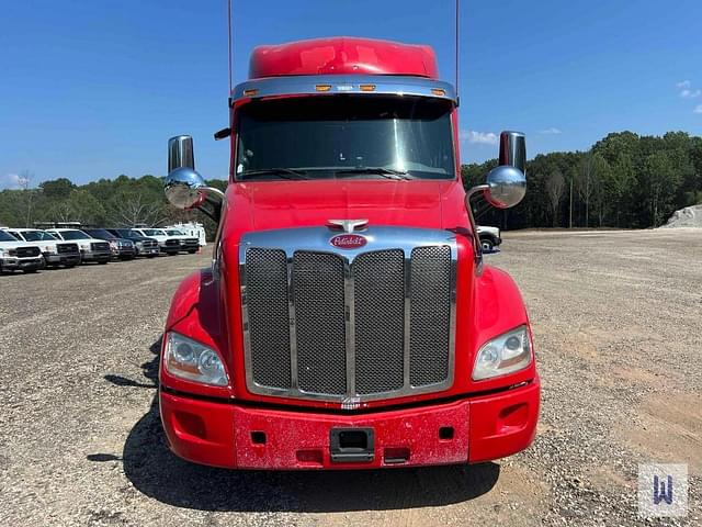 Image of Peterbilt 579 equipment image 1
