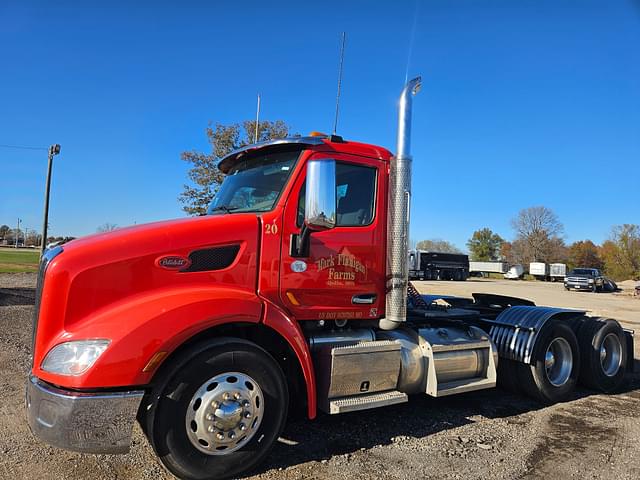 Image of Peterbilt 579 equipment image 2