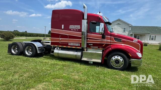 Image of Peterbilt 579 equipment image 2