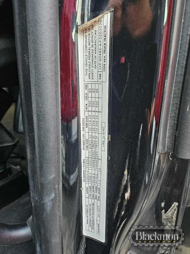 Image of Peterbilt 579 equipment image 4