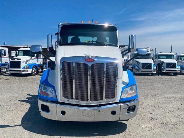 Image of Peterbilt 579 equipment image 1