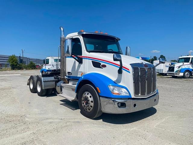 Image of Peterbilt 579 equipment image 2