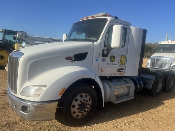 Image of Peterbilt 579 equipment image 1