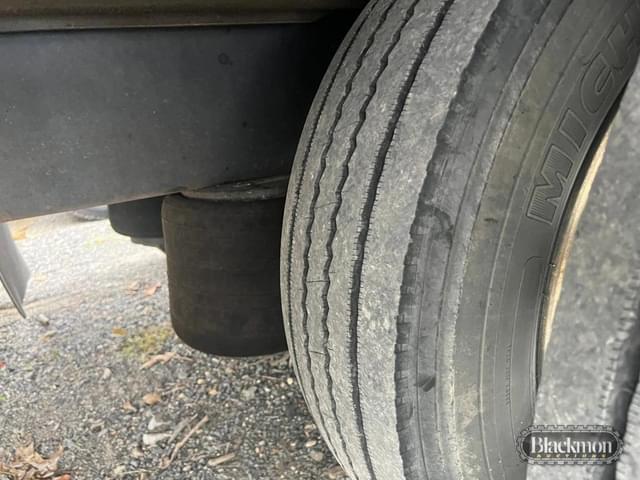 Image of Peterbilt PB337 equipment image 2